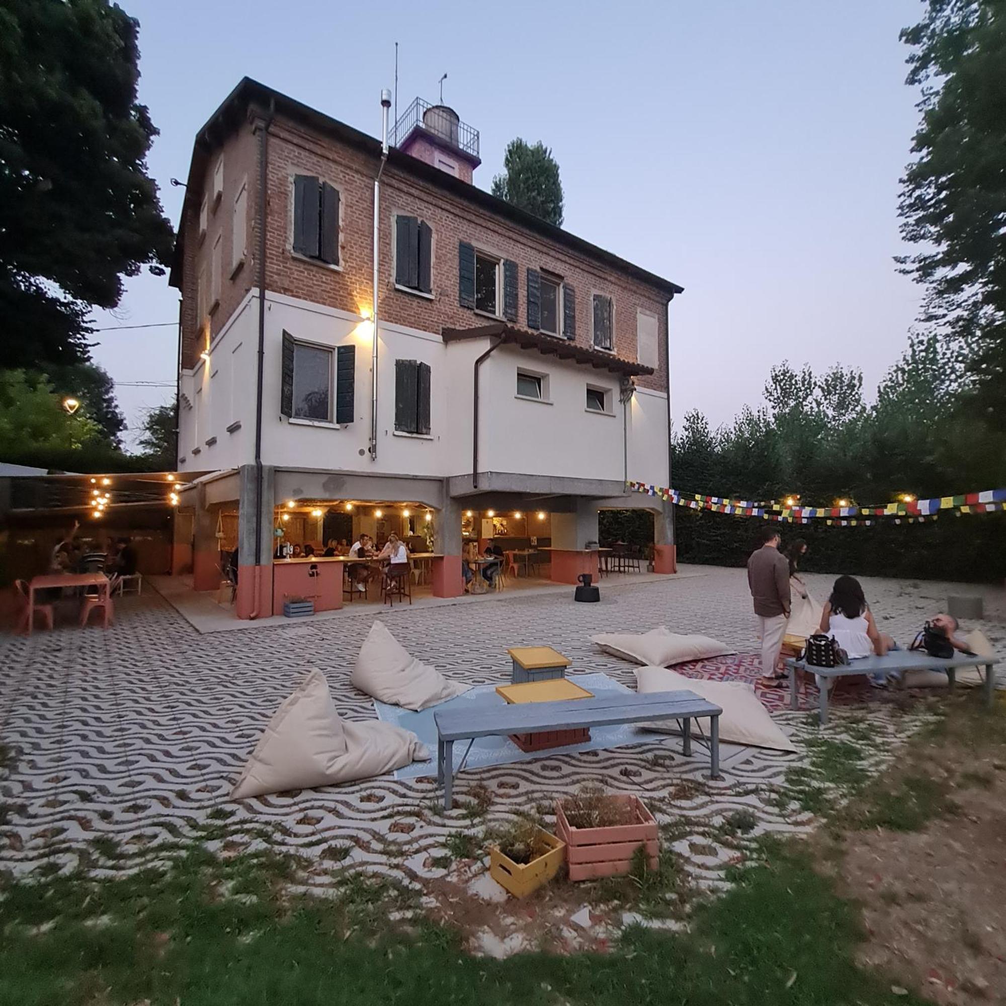 Locanda Dei Pontieri Guastalla Εξωτερικό φωτογραφία